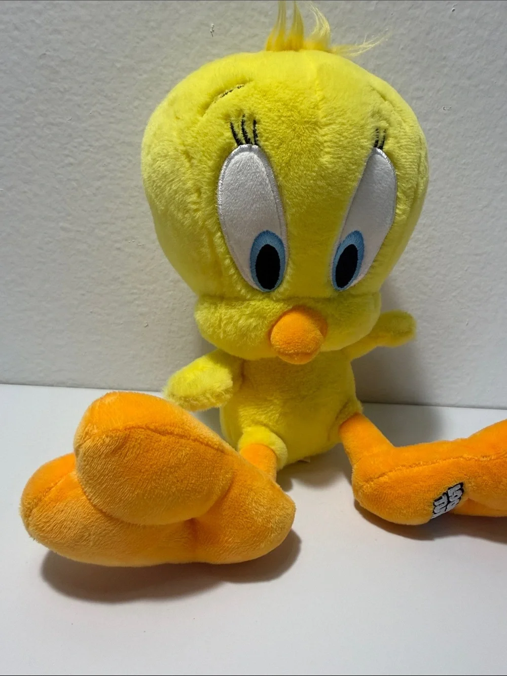 Warner Bros. Looney Tunes Tweety Bird Sitting Plush 10 Inches